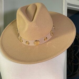 Elegant Tan Panama Hat with Gold Embellishments- NWT